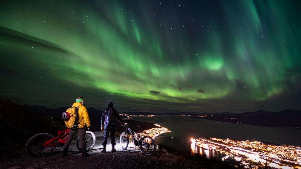 Skjomen Lodge Elvegard エクステリア 写真
